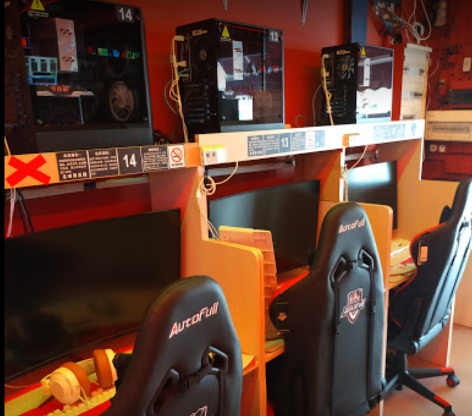 E-Lover Internet Café is a LAN Shop Near Me in Singapore