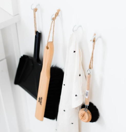 Fast House Cleaning Tips, Efficient House Cleaning Tips, How do you get clean really fast?, What is the fastest way to clean a big house?, How can I clean my room fast and efficiently?, How can I clean my house like a pro fast?
